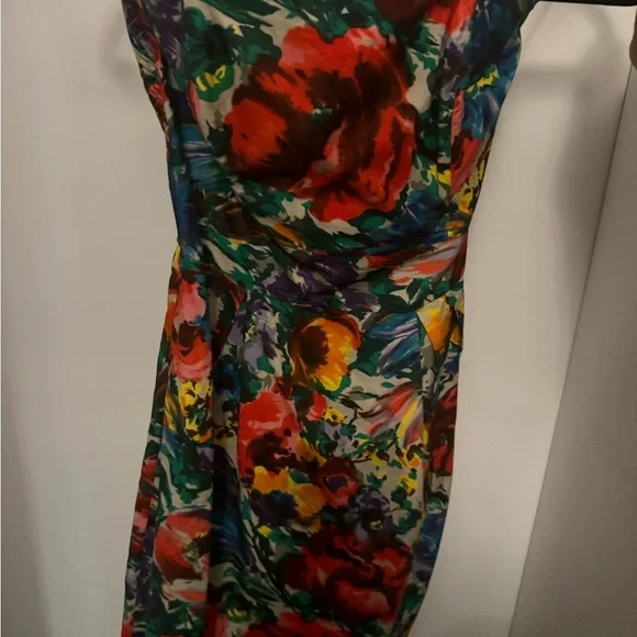 Dolce and Gabbana Floral print Mini Dress - Picture 5 of 6